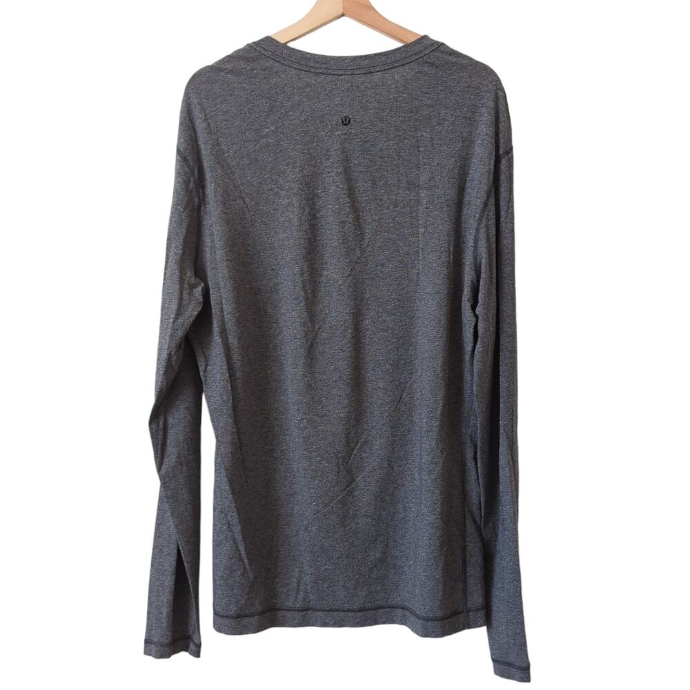 Lululemon Athletica Mens Long Sleeve Swiftly Mesh Breathable Top Gray XL